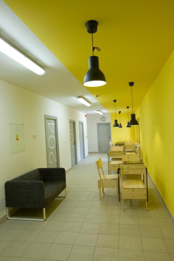 Hostel U Zlateho Kohouta Kroměříž エクステリア 写真